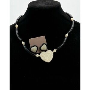 VTG Avon 1980s Black Enamel & Cream Lucite Heart Necklace Earrings Set Signed